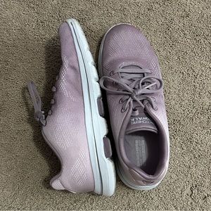 Women’s Sketchers GoWalk shoes, size 7.